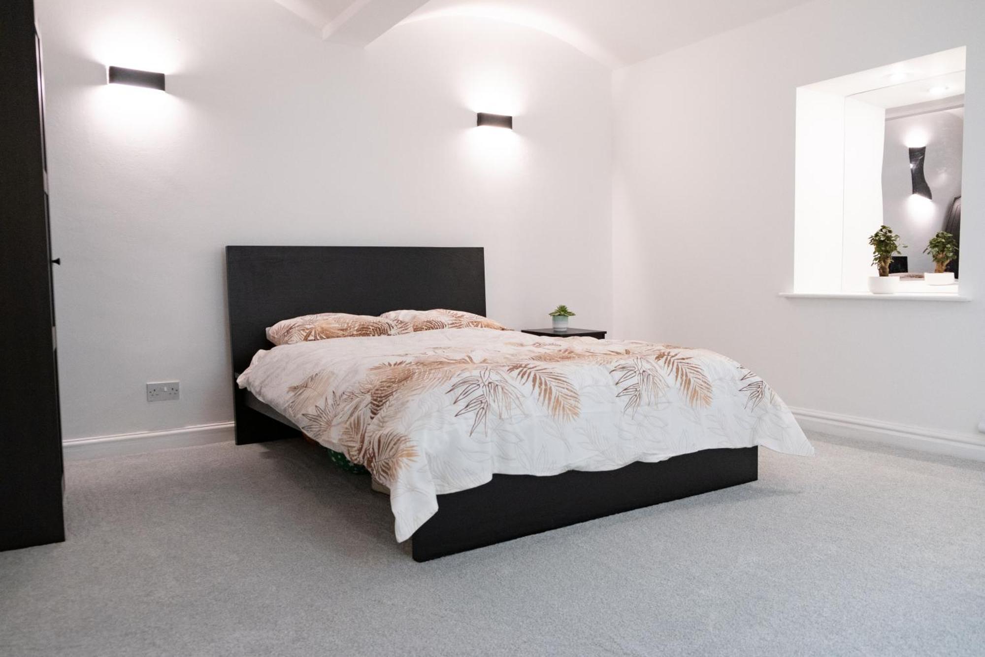 Flat Near Peak District Apartment Mossley Exterior foto
