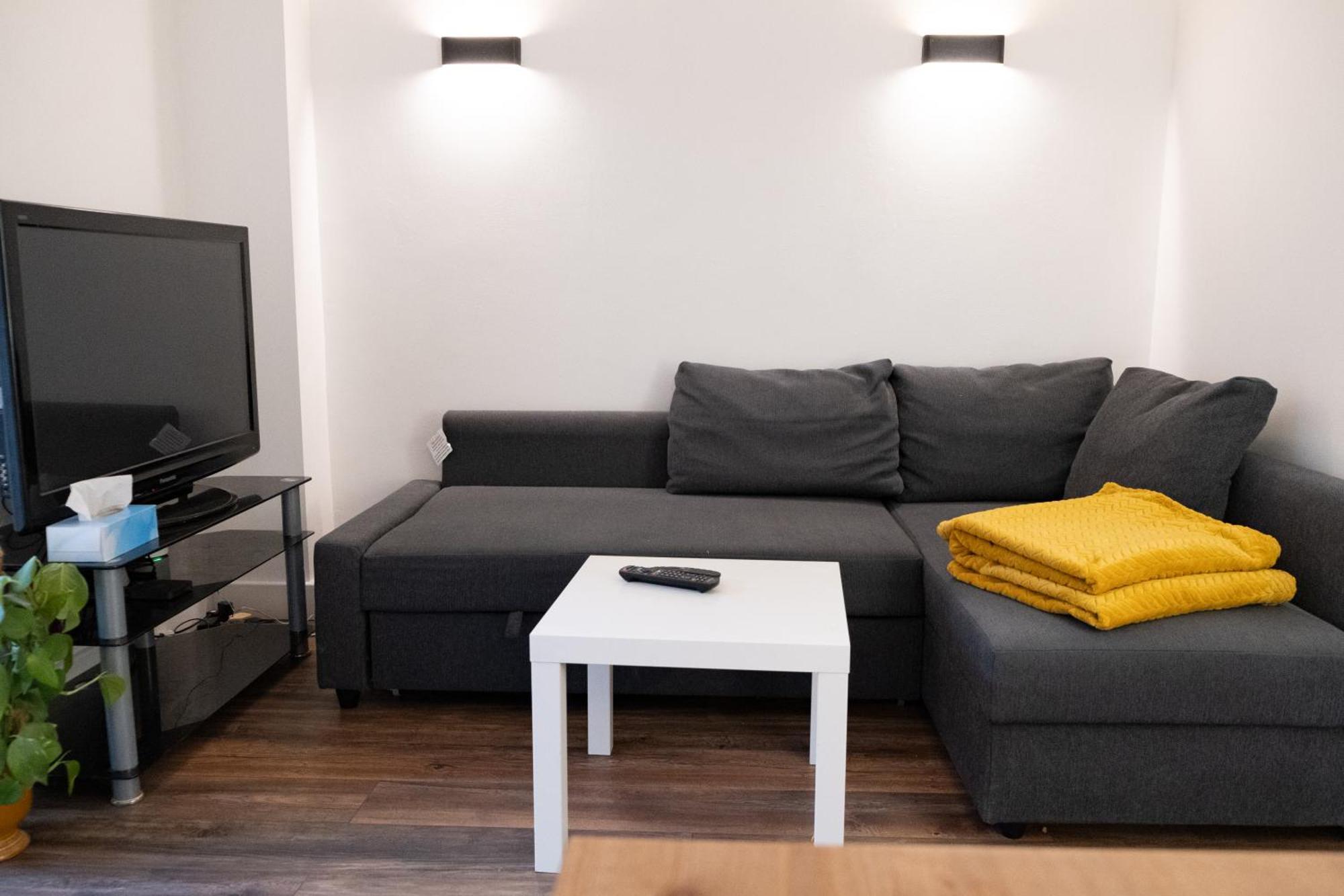 Flat Near Peak District Apartment Mossley Exterior foto